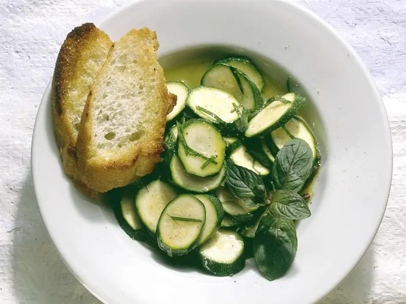 Marinierte Zucchini