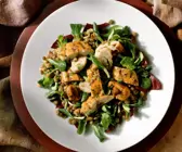Linsen-Blattsalat mit Räucherfisch
