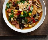 Chinesische Gemüsesuppe mit Seitan