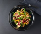 Exotischer Wintersalat mit Wassermelonen-Radieschen