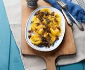 Tortellini mit Pilz-Zwiebel-Sauce
