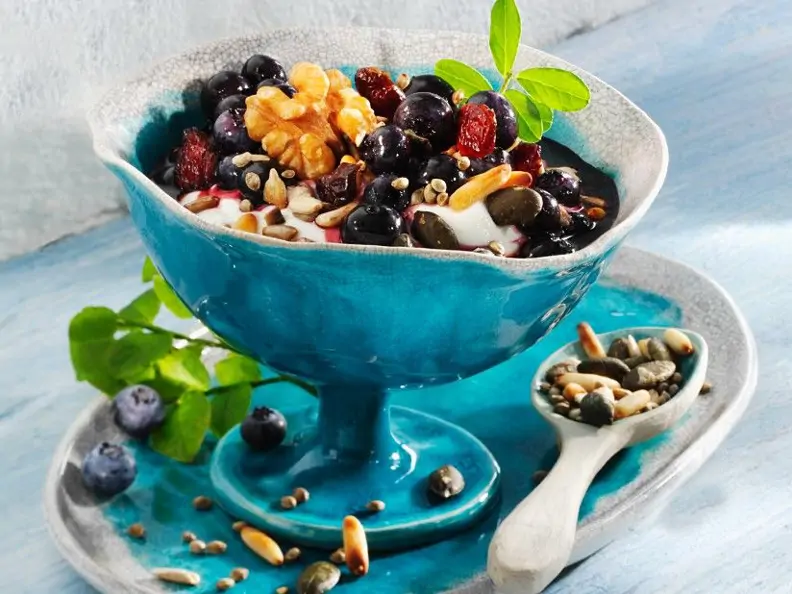 Gesunder Blaubeerquark mit Leinöl