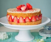 Kleine Erdbeertorte