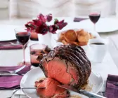 Roastbeef am Knochen gebraten
