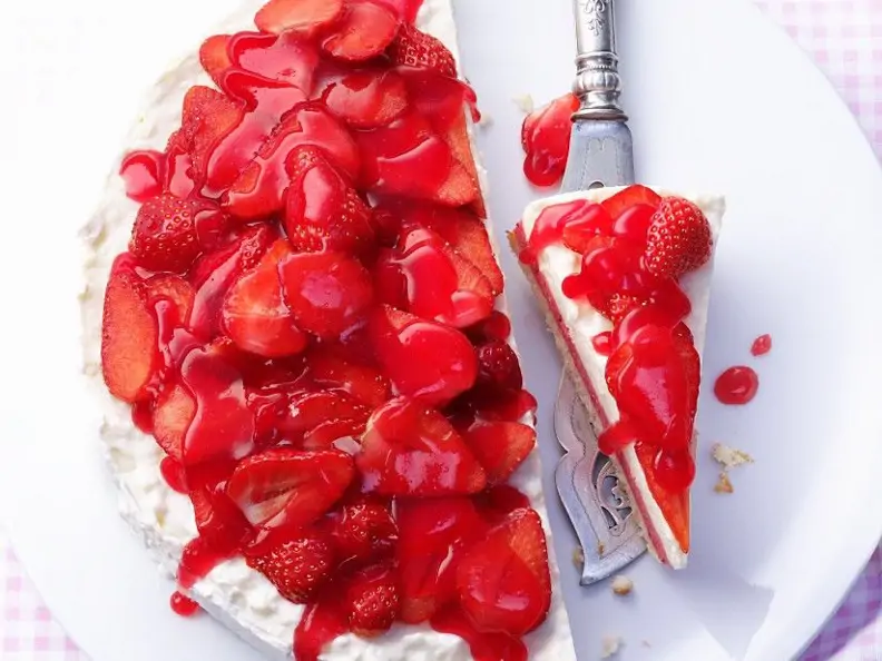 Leichte Erdbeer-Torte