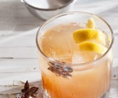 Chai-Eistee mit Sternanis