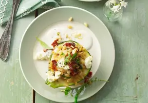 Gefüllte Zucchini mit Weizen und Feta