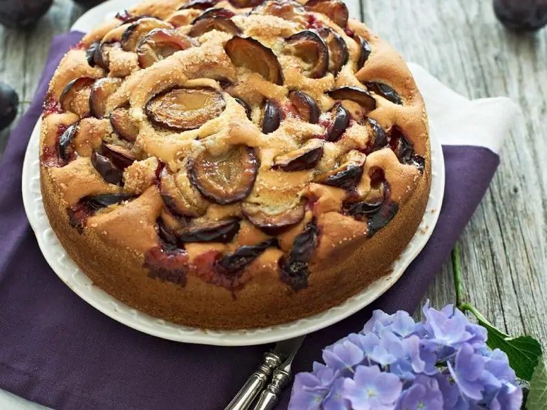 Zwetschgen-Marzipan-Kuchen