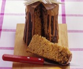 Nusskuchen mit Schokoüberzug