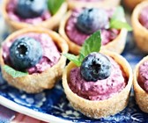Häppchen mit Blaubeerkäse