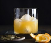 Orangen-Whiskey-Drink