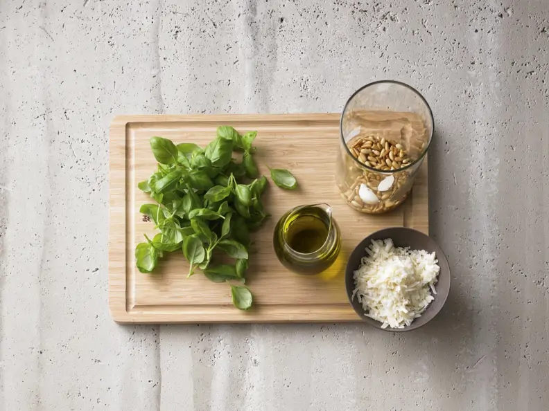 Linguine al Pesto Genovese