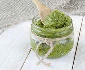 Grünes Spargelpesto
