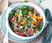Hackfleischpfanne mit Buchweizen und Paprika