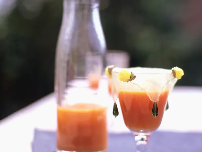 Karottensaft mit Ingwer und Honig