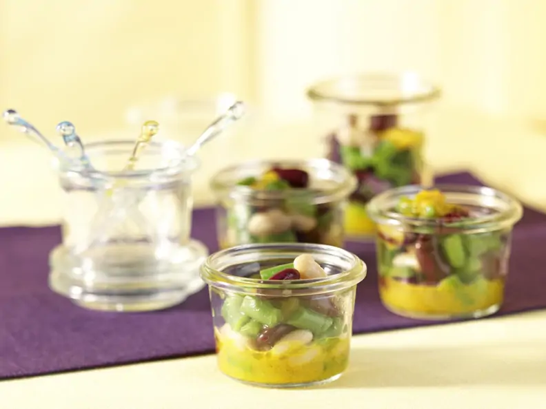 Bohnensalat mit Apfel-Kurkuma-Dressing