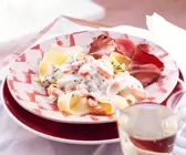 Bandnudeln mit Möhren-Meerrettichsauce zu Roastbeef