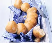 Kräuterbrötchen