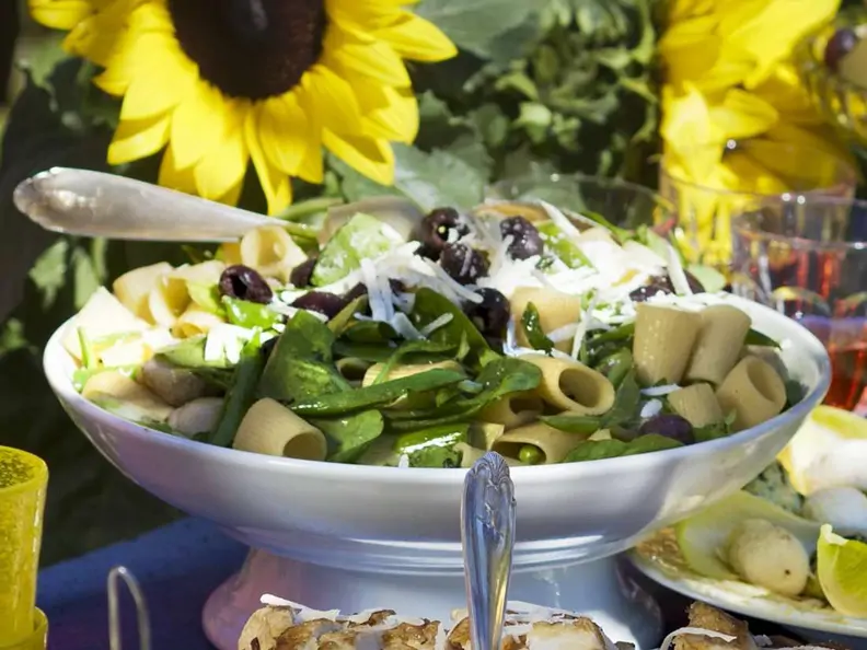 Nudelsalat mit Zuckerschoten