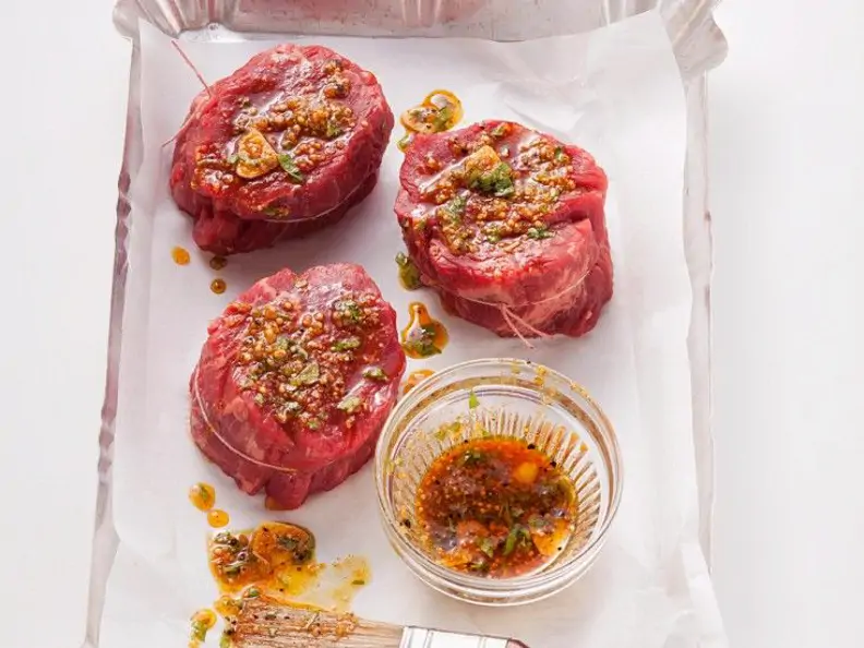 Marinierte Steaks