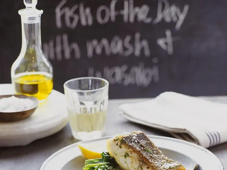 Fisch mit Wasabipüree und Spinat