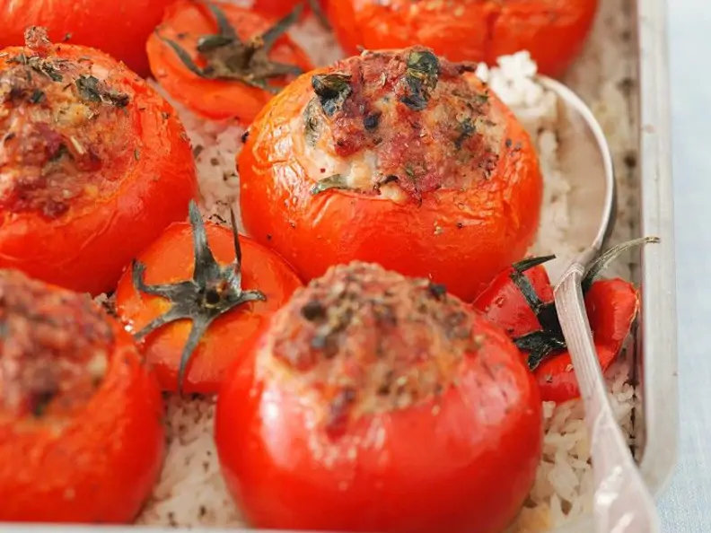 Deftig gefüllte Tomaten