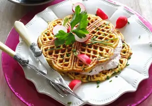 Pikante Waffeln mit Quark