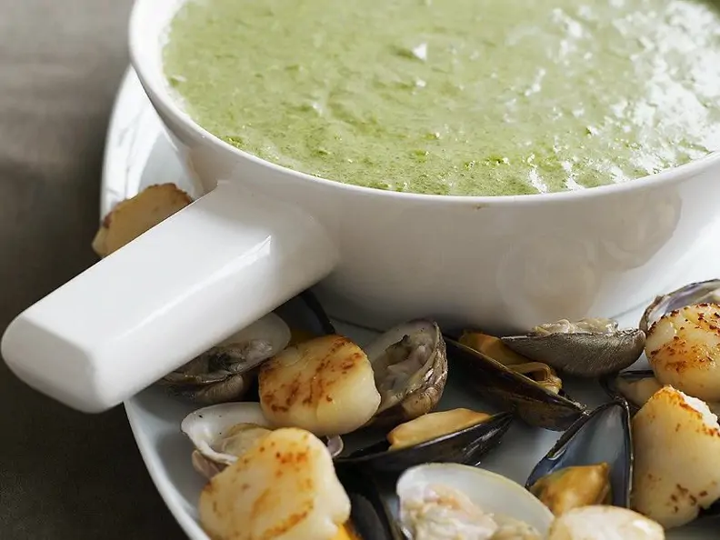 Käsefondue mit Muscheln