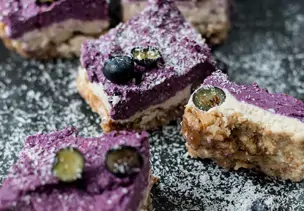 Raw Blueberry Cheesecake