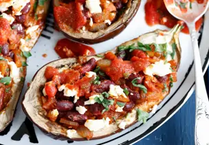 Gefüllte Auberginen mit Tomaten und Feta