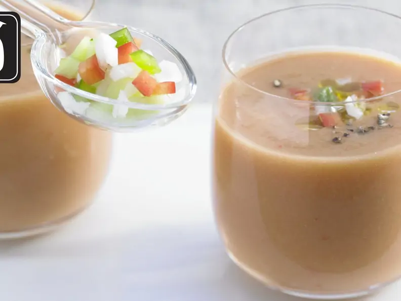 Gazpacho mit Weißbrot für den Thermomix