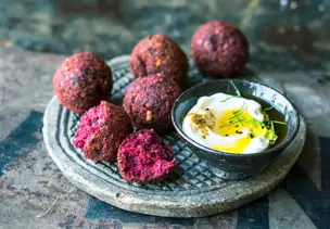 Rote-Bete-Falafel