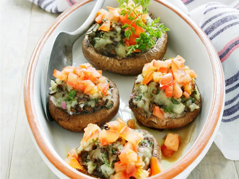 Gefüllte Champignons mit Kartoffelcreme