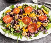 Bunte Rohkost-Salatplatte