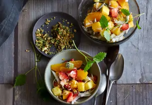 Obstsalat mit Pesto