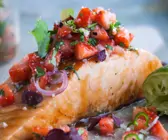 Lachs mit Erdbeer-Ragout