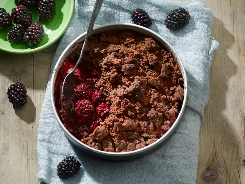 Beeren-Schoko-Crumble