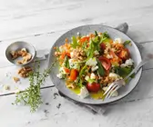 Linsensalat mit Schafskäse und Walnüssen