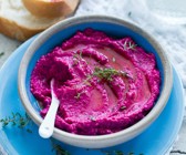 Rote-Bete-Dip mit Ziegenkäse