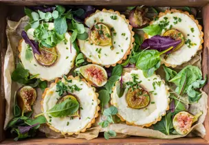 Feigen-Tartelettes mit Ziegenkäse