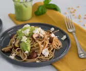 Pasta mit Brokkoli-Pesto