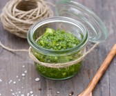 Petersilien-Pesto