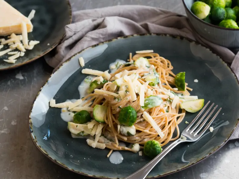 Pasta mit Rosenkohl