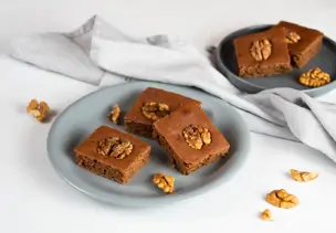 Saftige Lebkuchen mit Walnüssen