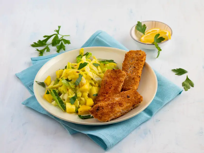 Kokos-Tofu auf Ananas-Wirsing-Gemüse