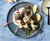 Lammspieße mit Blumenkohl-Linsen-Salat