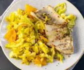 Zanderfilet mit Wirsing-Kaki-Gemüse