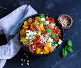 Couscous mit mariniertem Mozzarella