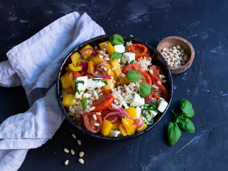 Couscous mit mariniertem Mozzarella