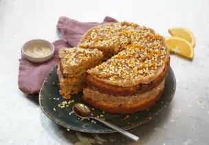 Möhrenkuchen mit Nussglasur